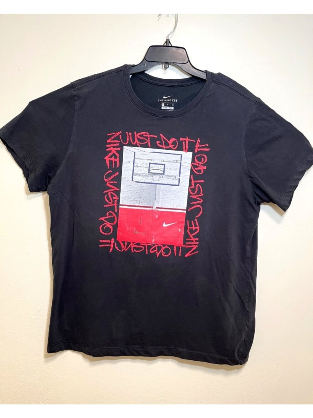 The Nike Tee  Dri Fit Basketball Just Do It Hoops Men's XL Short Sleeve